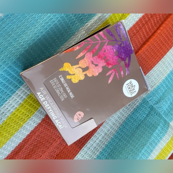 🛍️✨NIB✨🛍️ AIR WRAPPING MASK AGE DEFYING AÇAÍ Face Mask Accessory - Picture 2 of 10